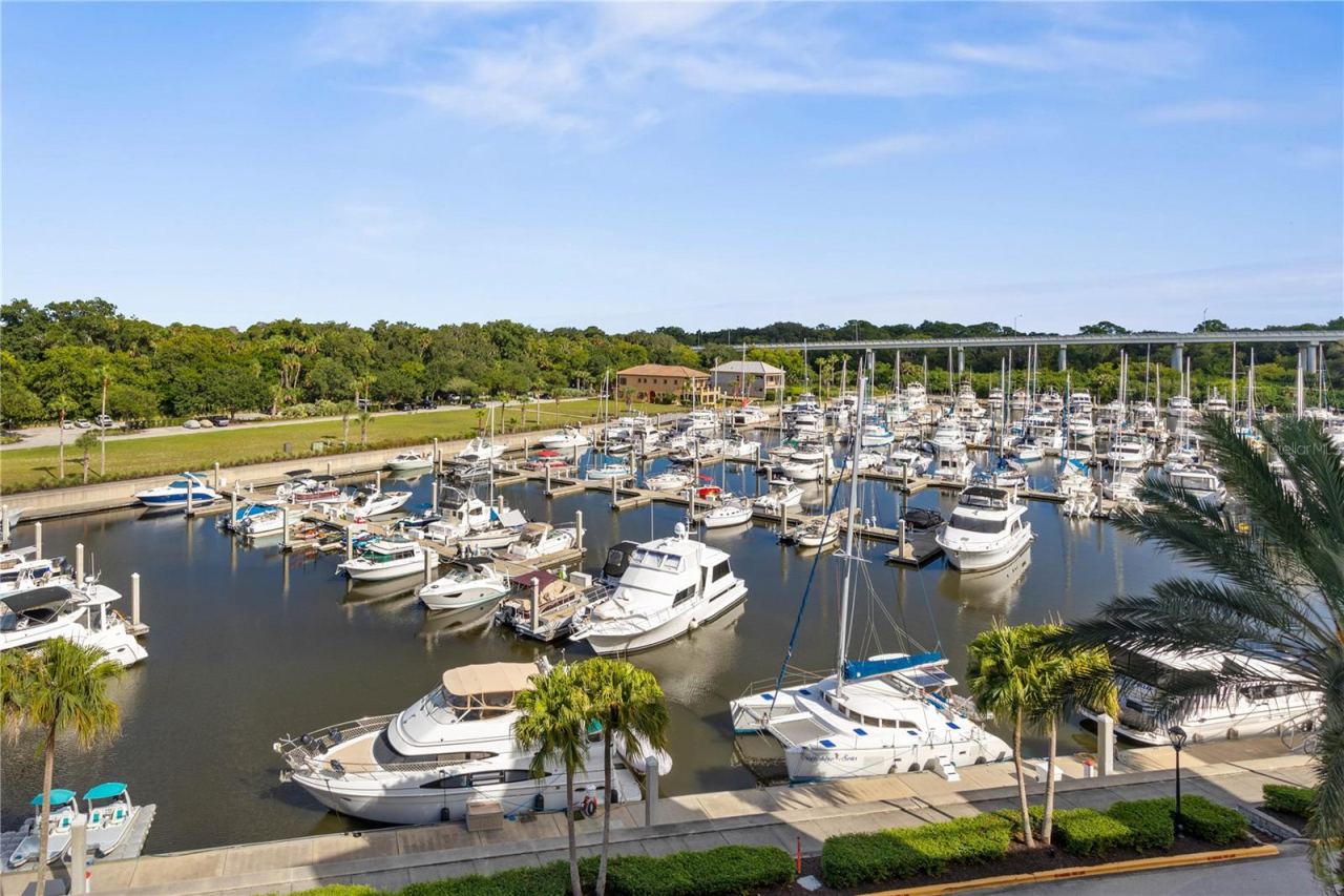 Photo 3 of 102 Yacht Harbor Dr #567, Palm Coast, FL 32137