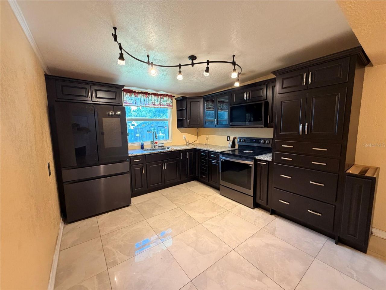 Photo 4 of , Holly Hill, FL 32117