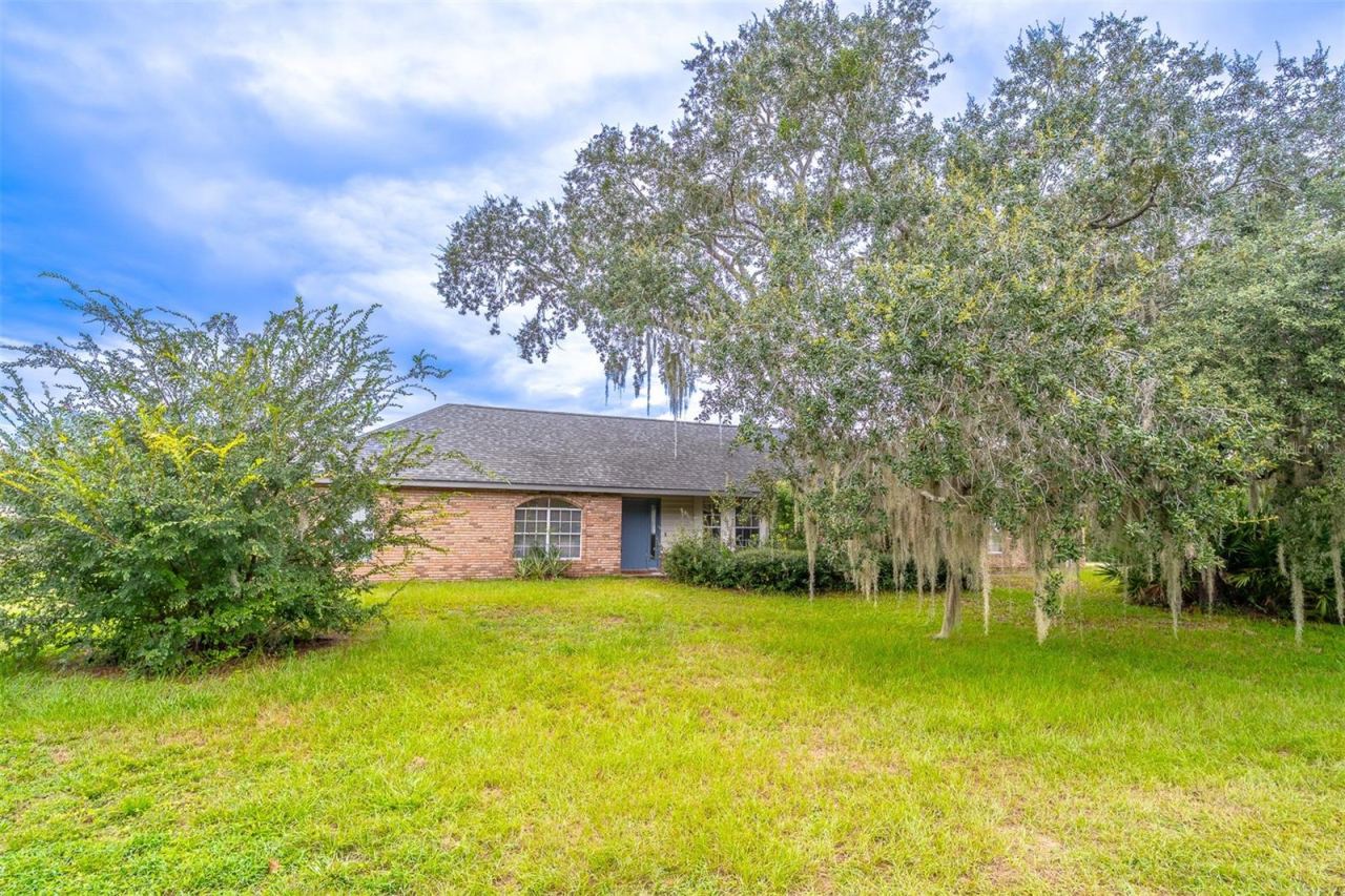 Photo 5 of 2366 Salem Dr, Deltona, FL 32738