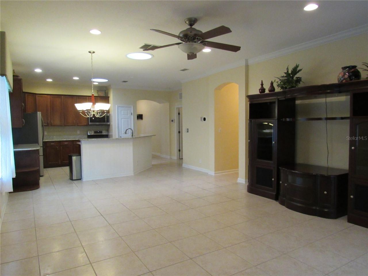 Photo 2 of 506 Heron Point Way, Deland, FL 32724