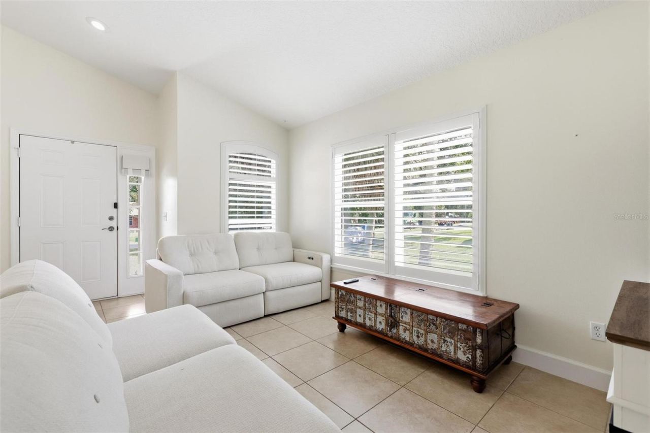 Photo 5 of 1544 Center St, Deland, FL 32720