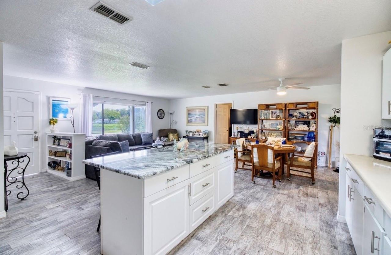 Photo 5 of , Edgewater, FL 32141