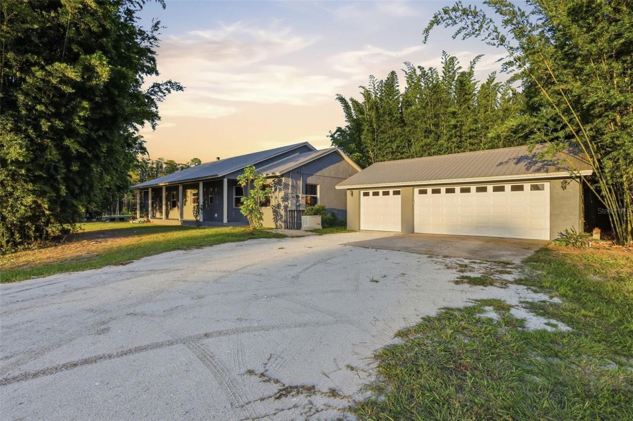 Photo 4 of 615 Deer Pond Rd, Osteen, FL 32764