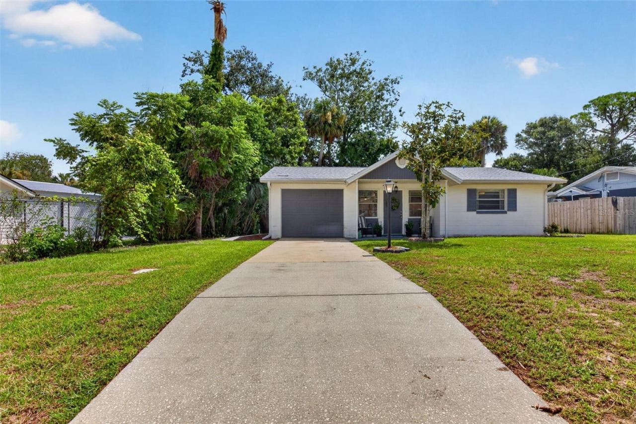 Photo 5 of 5103 Taylor Ave, Port Orange, FL 32127