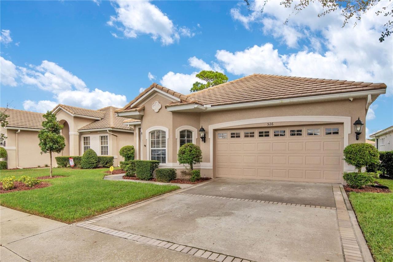 Photo 5 of 526 Newhall Ln, Debary, FL 32713