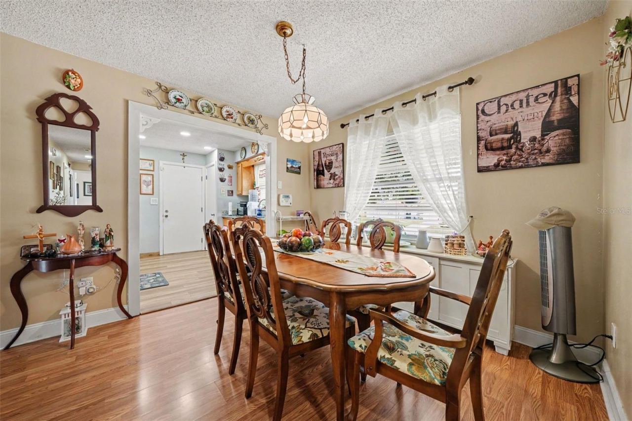 Photo 5 of 2399 Kimberly Dr, Deltona, FL 32738