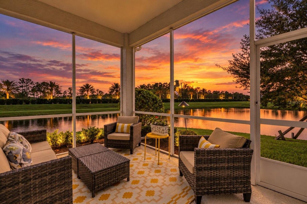 Photo 5 of 6374 Hanfield Dr, Port Orange, FL 32128