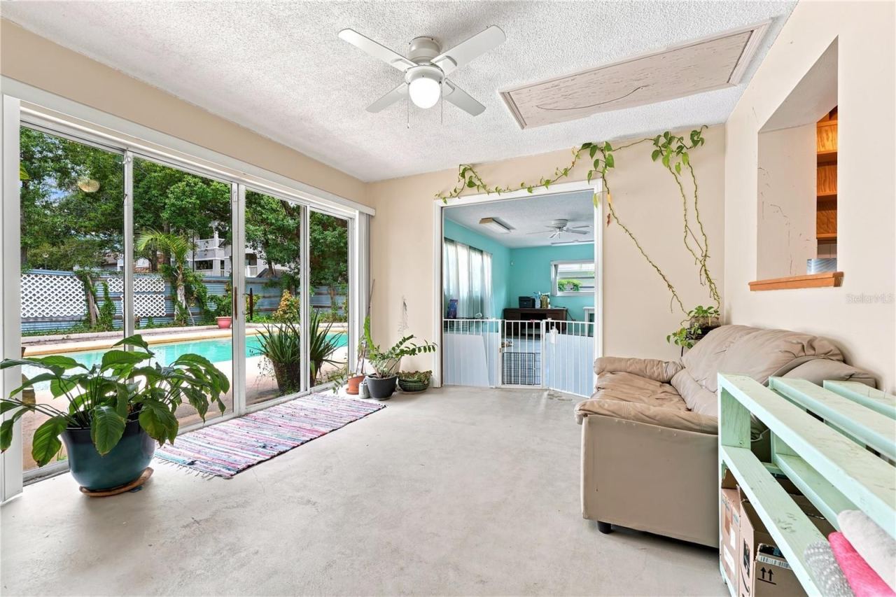 Photo 5 of 2301 Conifer Ave, Winter Park, FL 32792