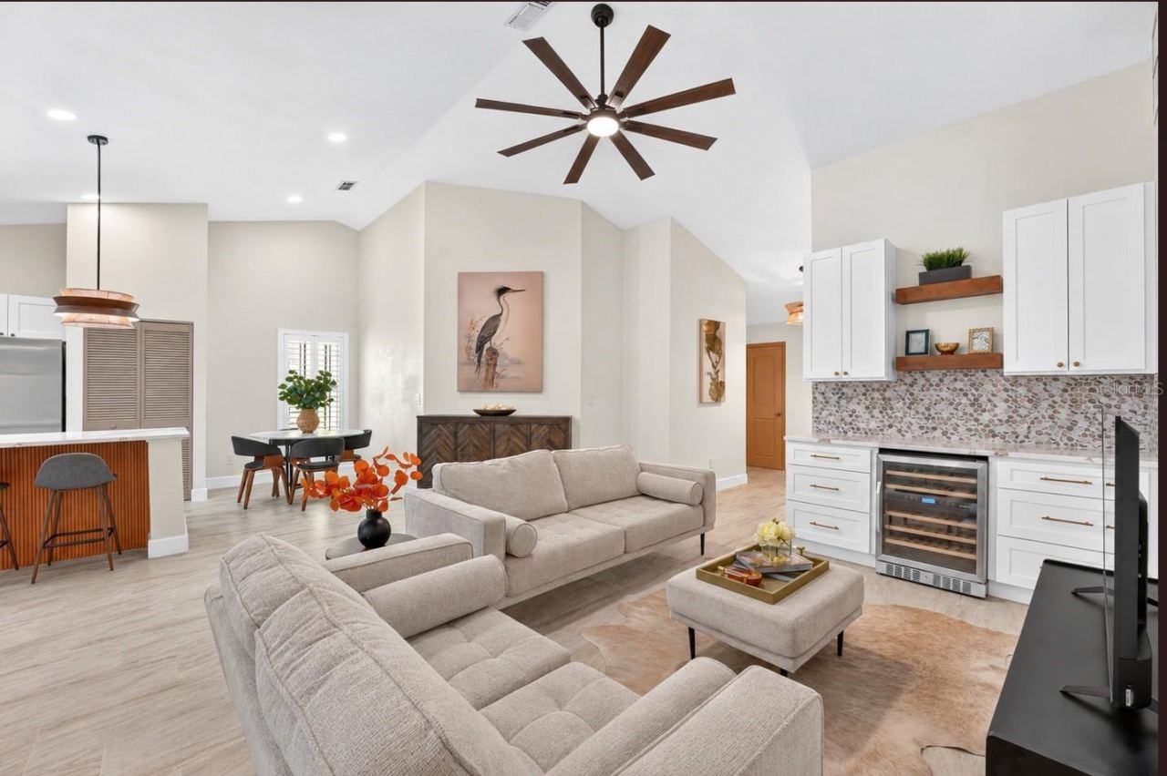 Photo 4 of 736 Pine Shores Cir, New Smyrna Beach, FL 32168
