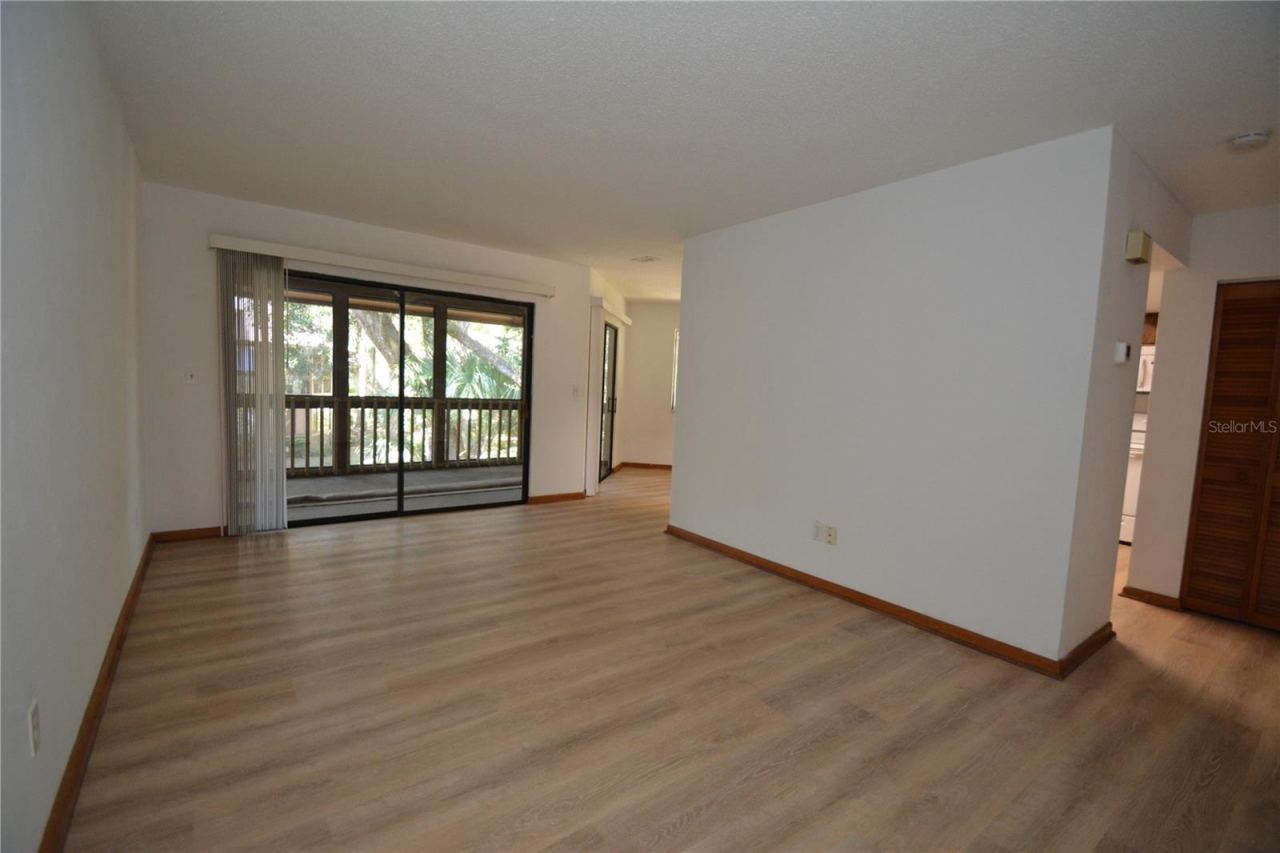 Photo 4 of 16 Oakmont Ct, Palm Coast, FL 32137