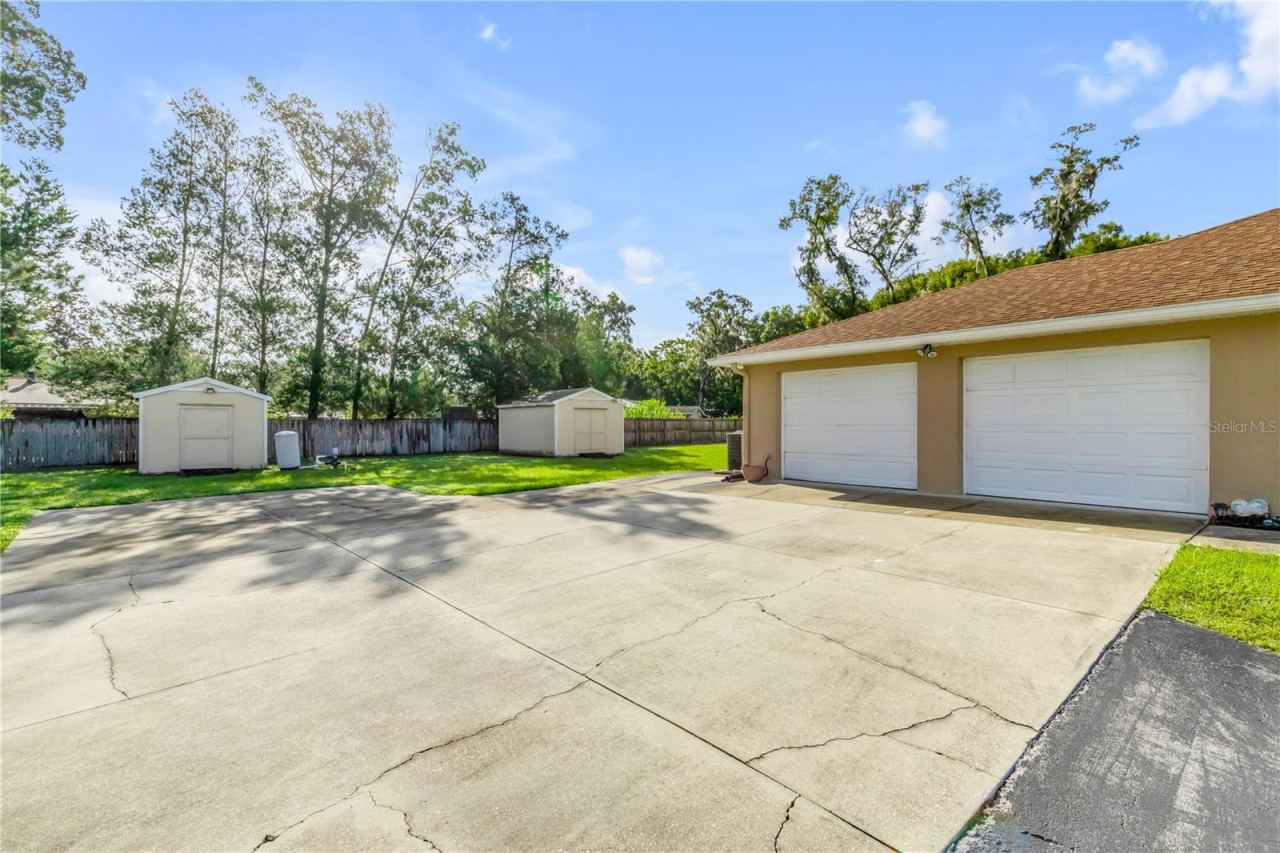Photo 5 of 2011 N Spring Garden Ave, Deland, FL 32720