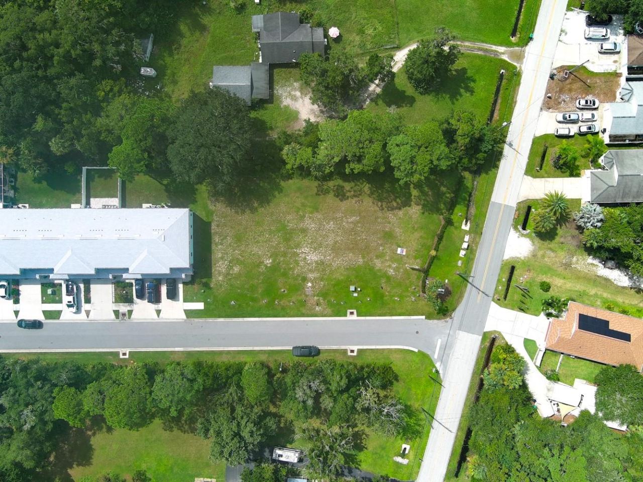 Photo 5 of 573 Coronado Cove Rd, New Smyrna Beach, FL 32168