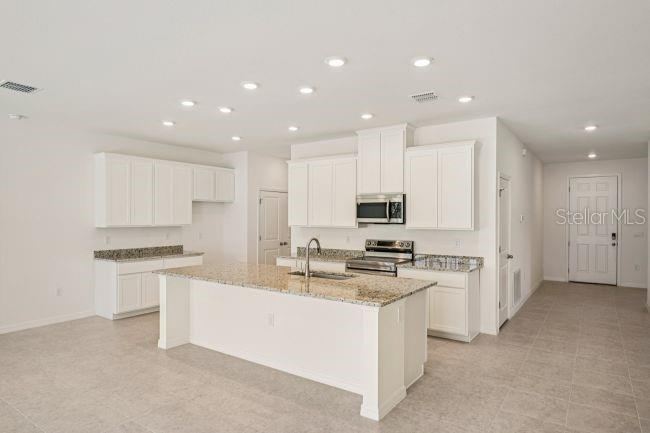 Photo 4 of 106 Lee Dr, Palm Coast, FL 32137