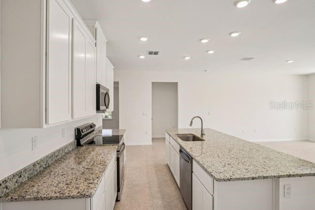 Photo 5 of 106 Lee Dr, Palm Coast, FL 32137