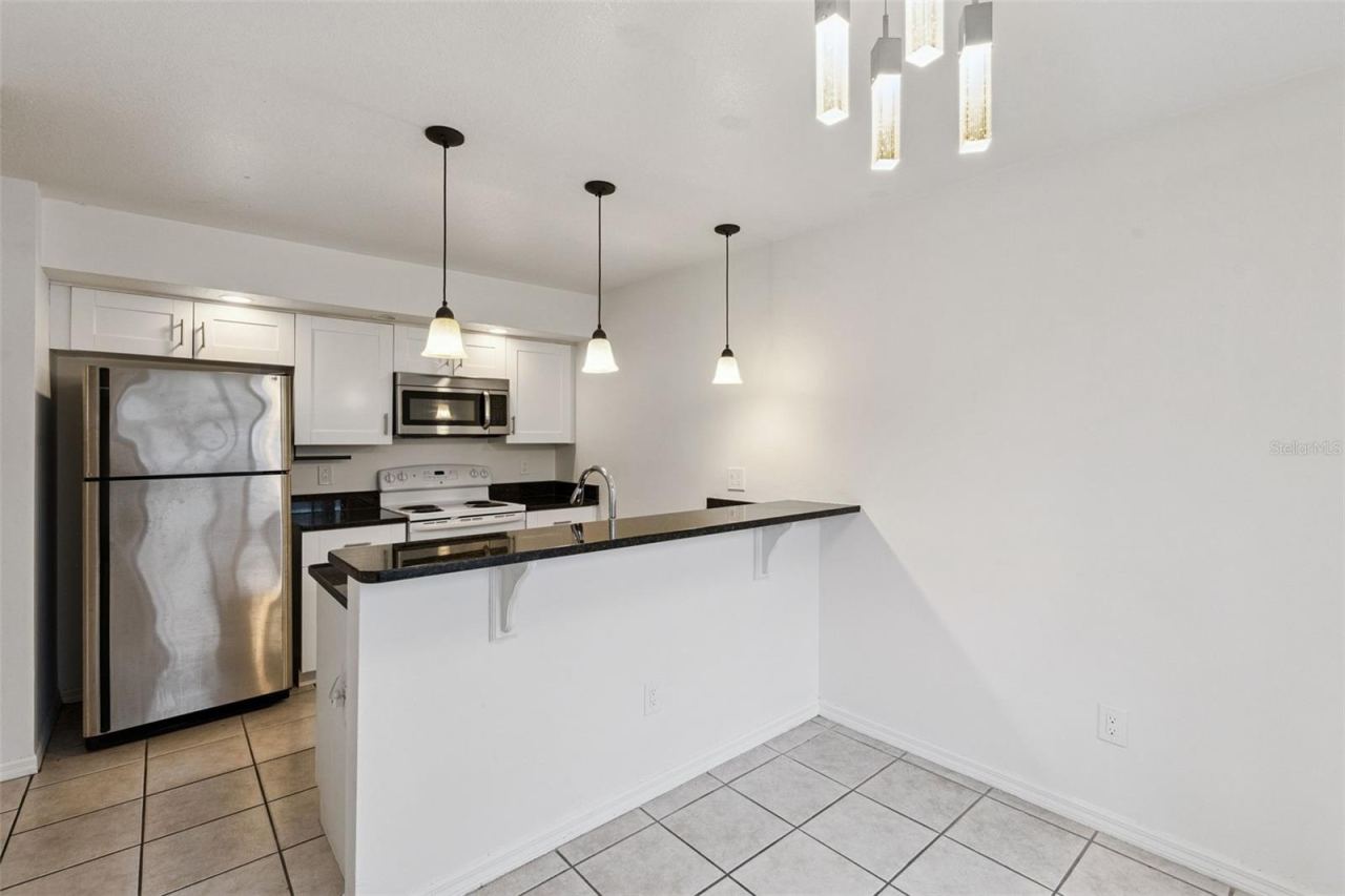 Photo 4 of 2383 Sun Valley Cir #2383, Winter Park, FL 32792