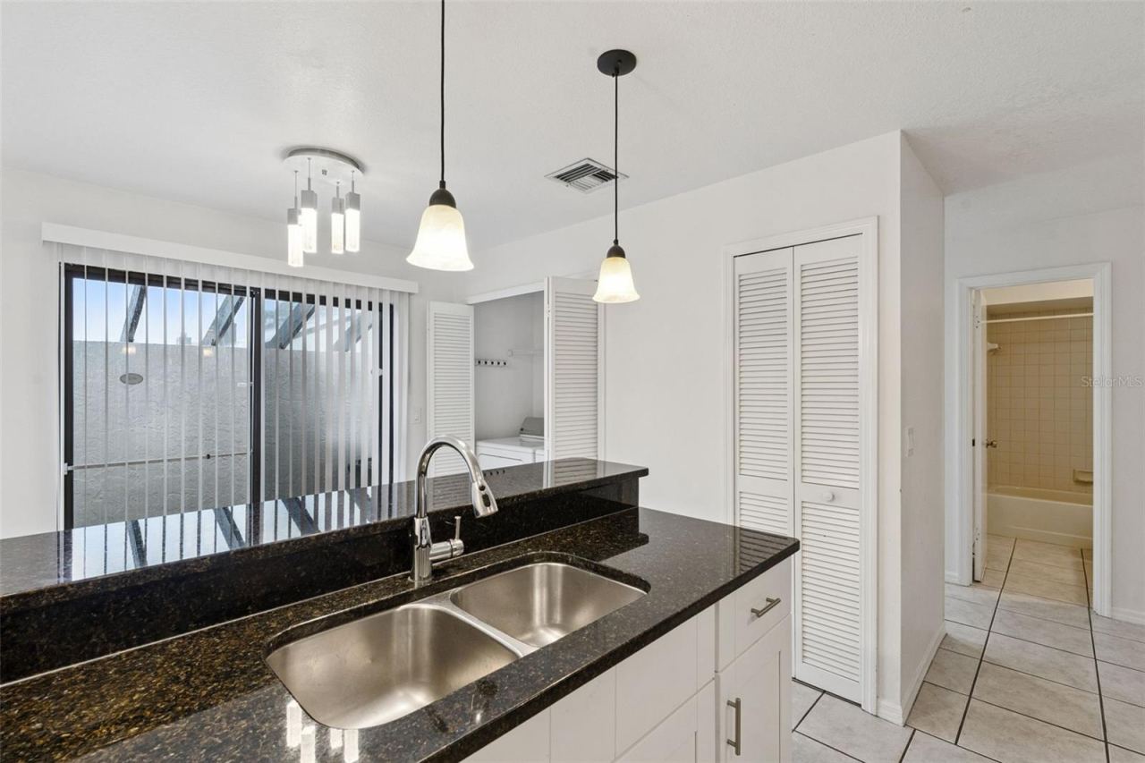 Photo 5 of 2383 Sun Valley Cir #2383, Winter Park, FL 32792