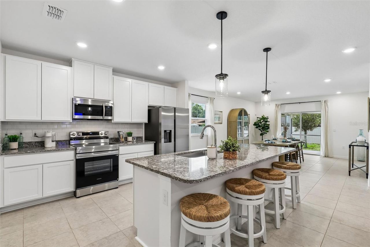 Photo 4 of 138 Brushwood Ln, Palm Coast, FL 32137