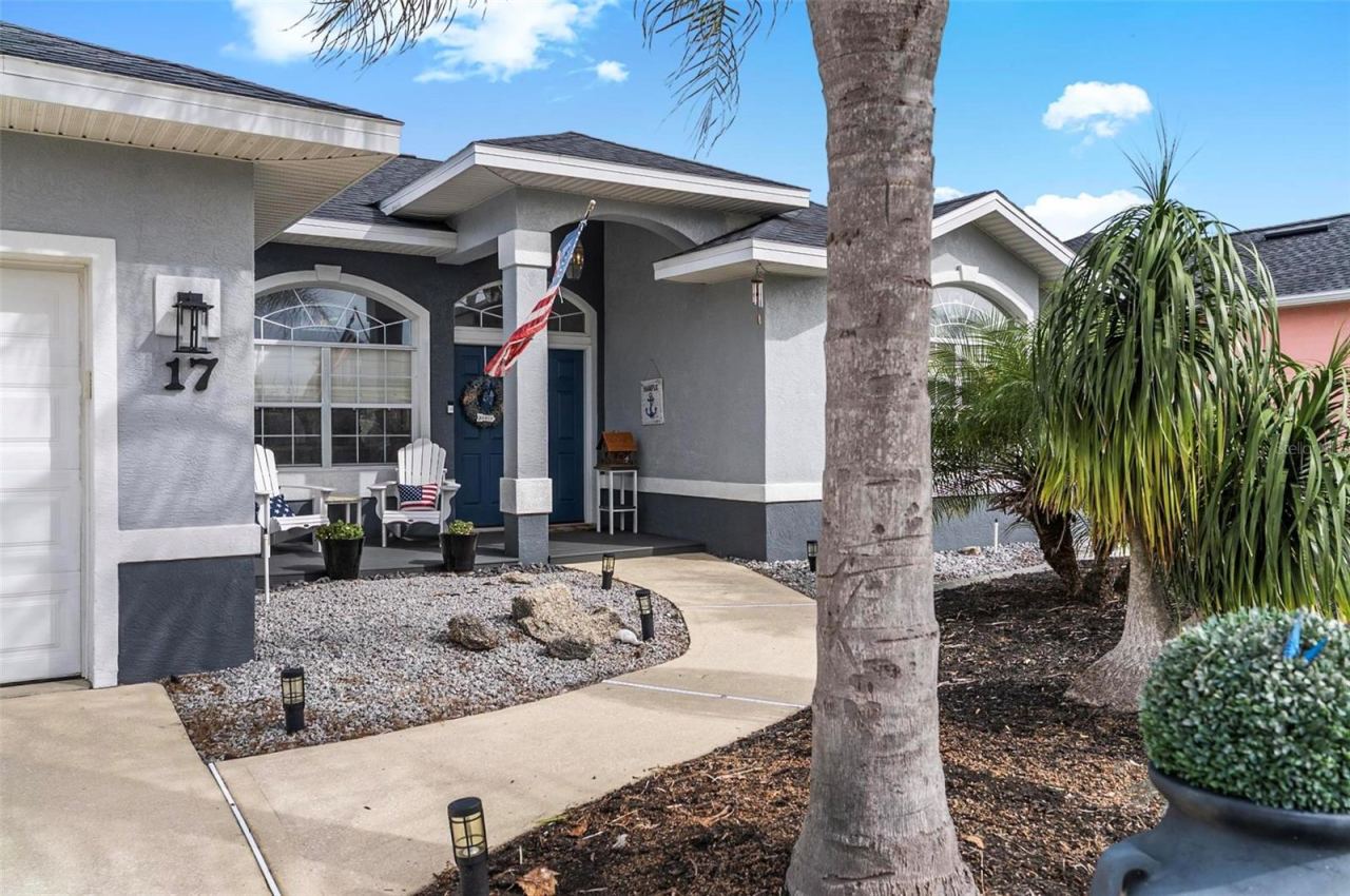 Photo 5 of 17 Ocean St, Palm Coast, FL 32137
