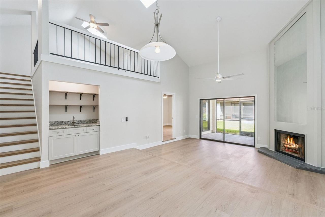 Photo 2 of 2352 Sun Valley Cir, Winter Park, FL 32792
