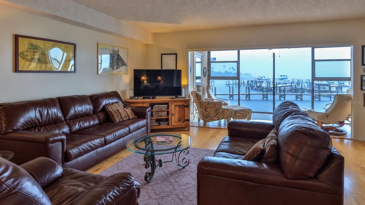 Photo 4 of 614 Marina Point Dr #614, Daytona Beach, FL 32114