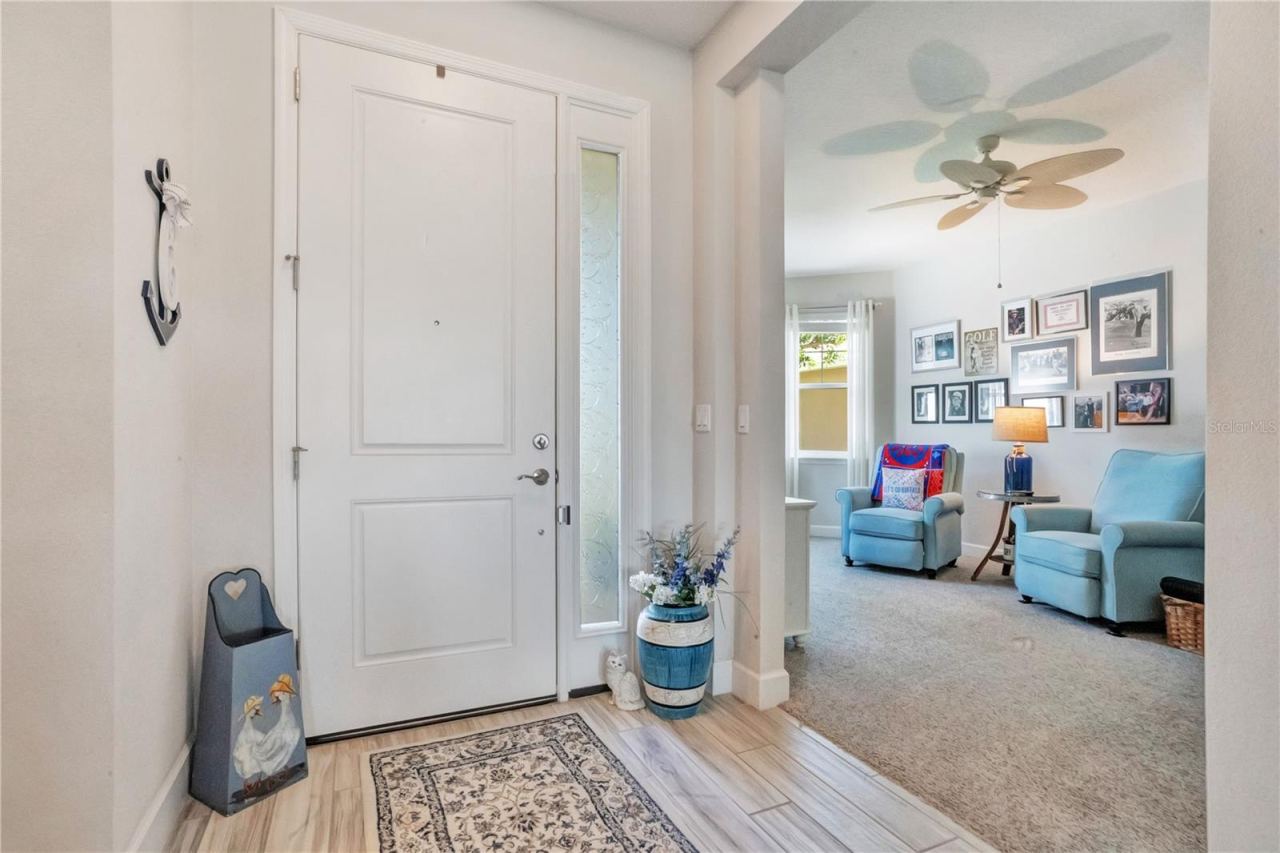 Photo 5 of 560 Adenmore Ter, Deland, FL 32724