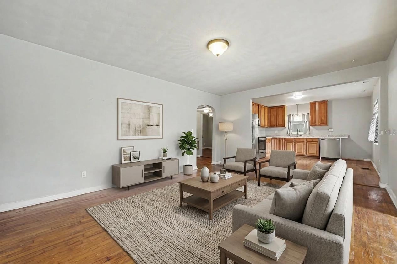 Photo 4 of 150 Westwood Ave, Deland, FL 32720