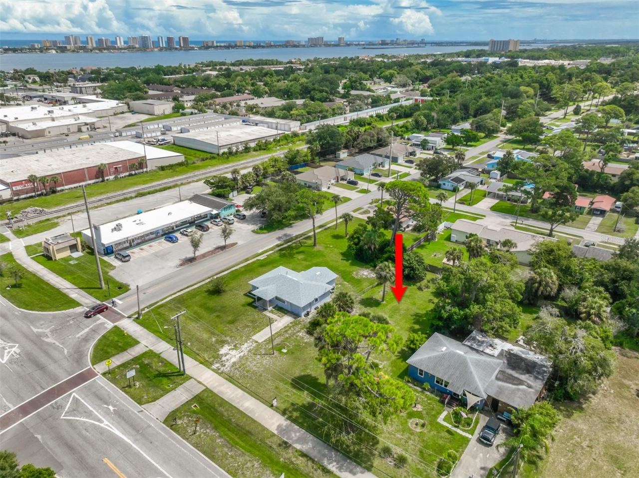 Photo 4 of 505 Big Tree Rd, South Daytona, FL 32119