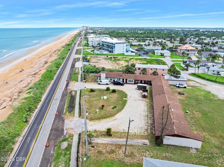 Photo 4 of 2040 Ocean Shore Blvd, Ormond Beach, FL 32176