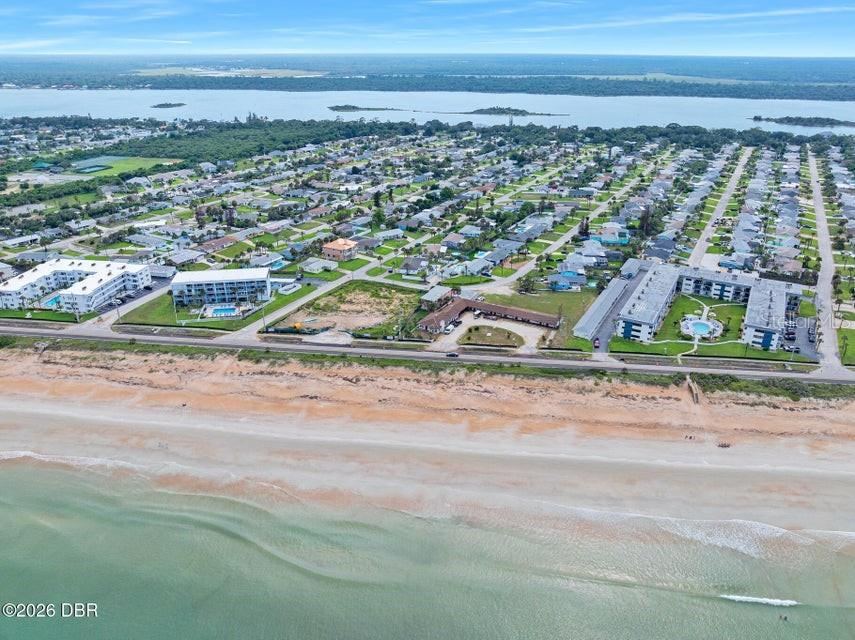 Photo 5 of 2040 Ocean Shore Blvd, Ormond Beach, FL 32176