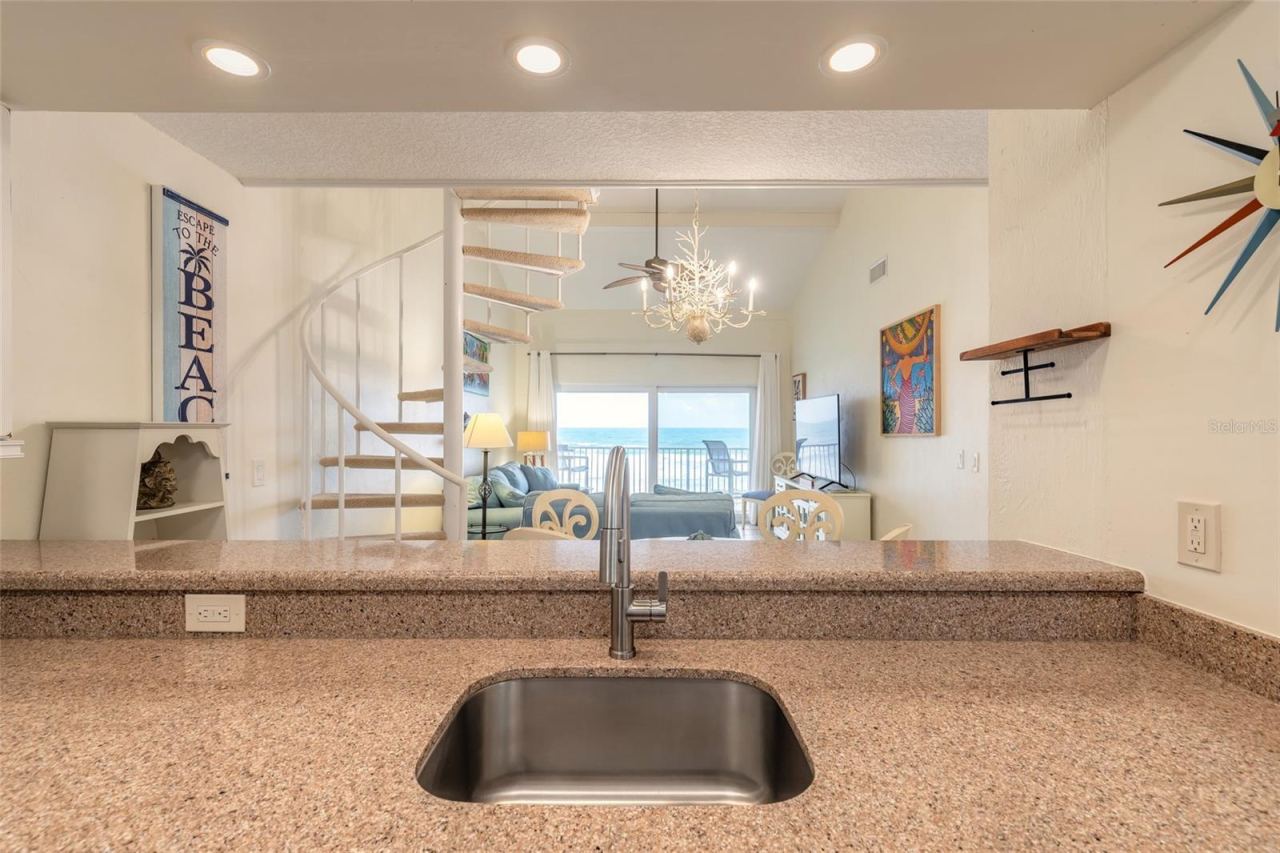 Photo 5 of 4801 Saxon Dr #b-312, New Smyrna Beach, FL 32169
