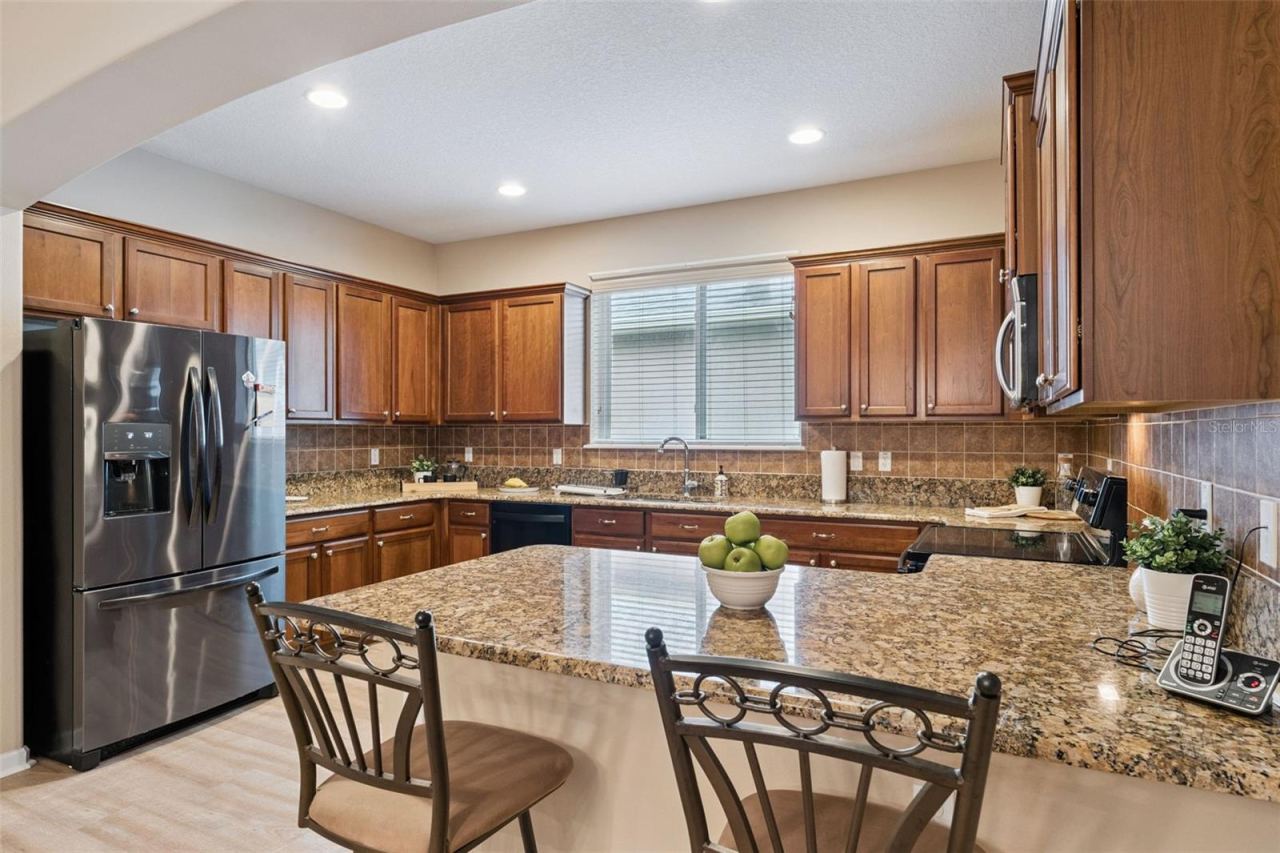 Photo 5 of 202 Drummond Lane, Deland, FL 32724