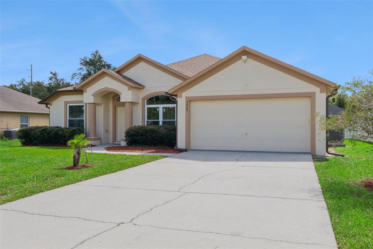 Photo 5 of 3025 Fayson Cir, Deltona, FL 32738