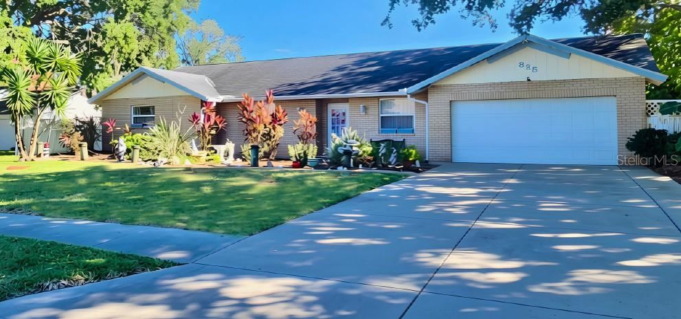 Photo 5 of 825 Carey Dr, South Daytona, FL 32119
