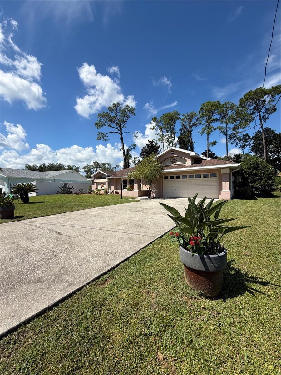 Photo 3 of 39 Pepper Ln, Palm Coast, FL 32164
