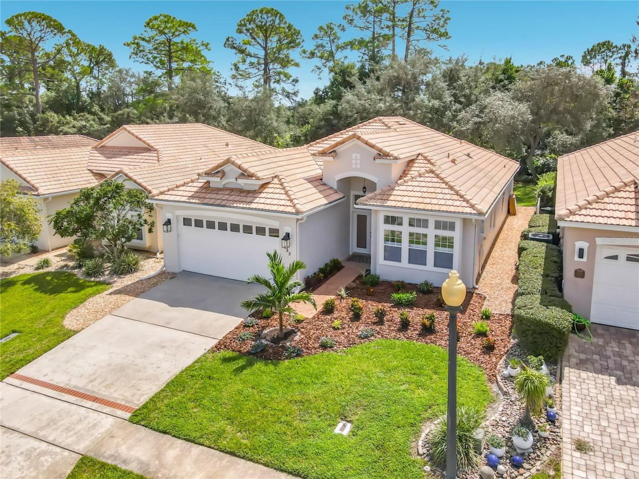 Photo 4 of 433 Fenwick Ct, Debary, FL 32713