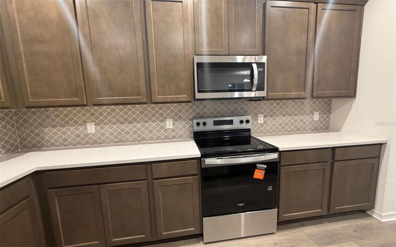 Photo 4 of 692 Birdswill Ln, Deland, FL 32724