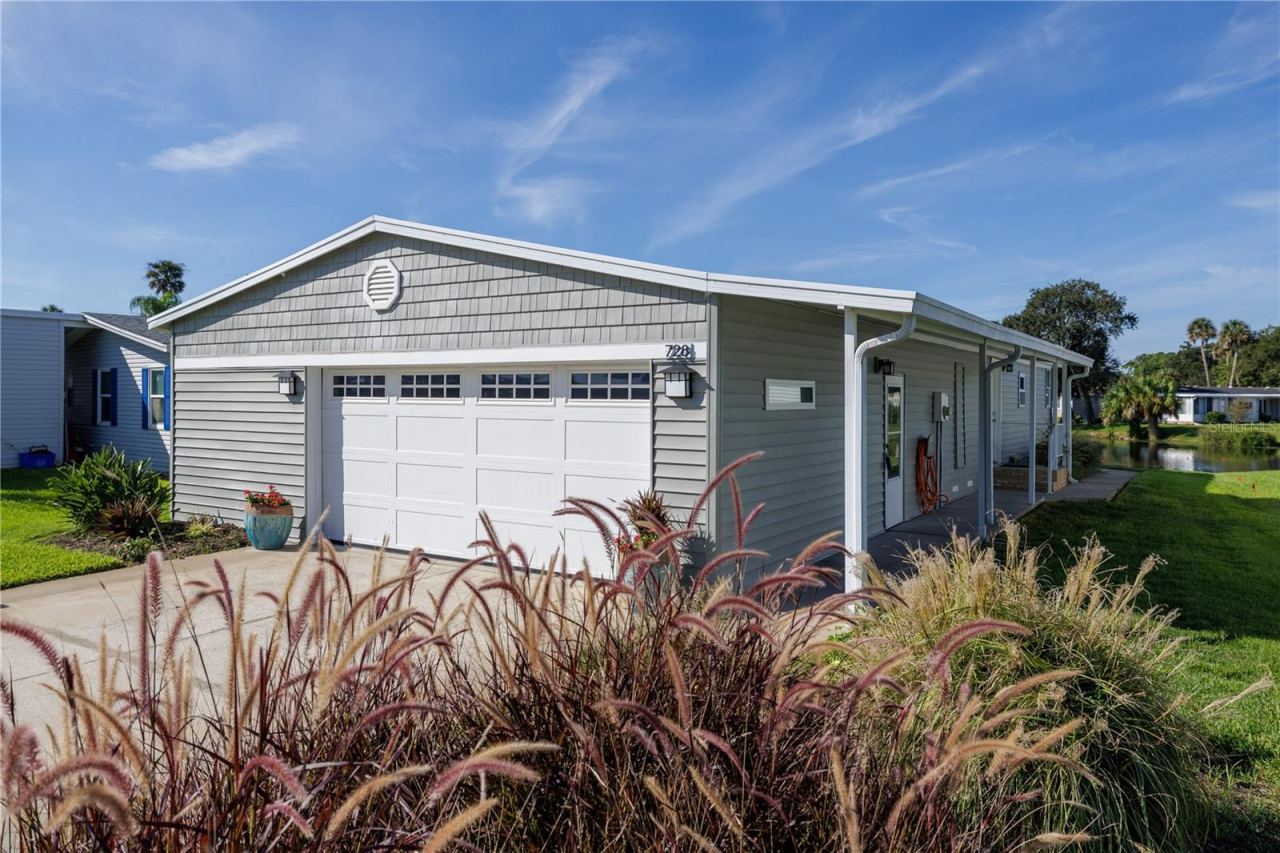 Photo 3 of 728 Navigators Way, Edgewater, FL 32141