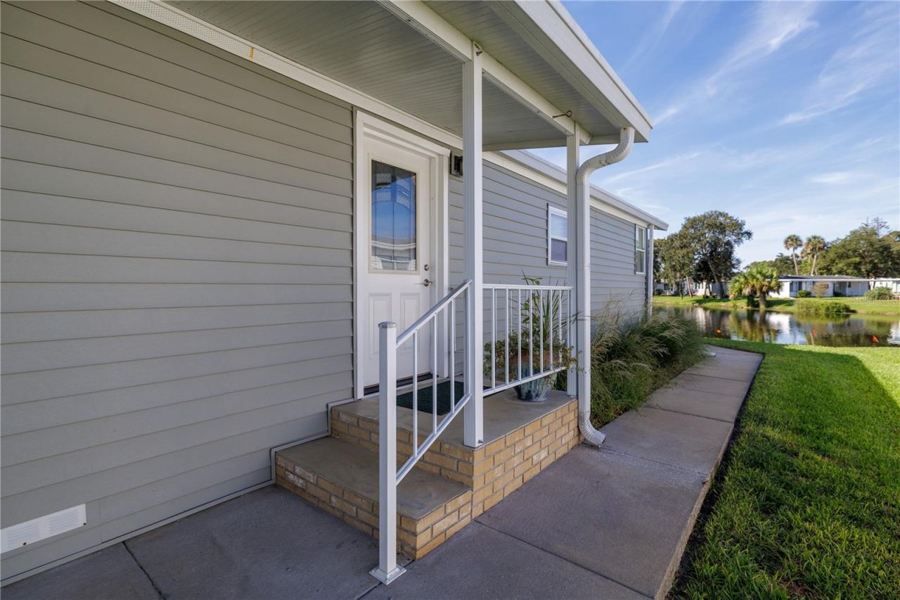 Photo 4 of 728 Navigators Way, Edgewater, FL 32141