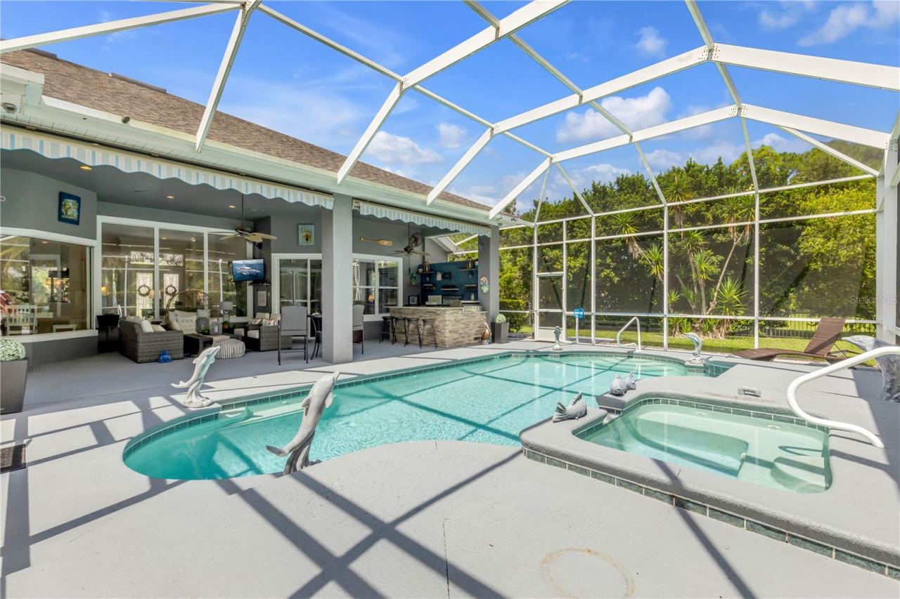 Photo 5 of 1031 Hampstead Ln, Ormond Beach, FL 32174