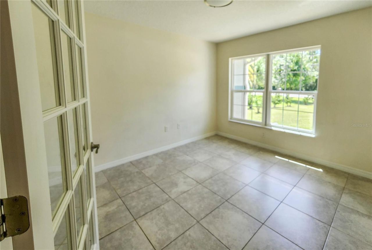 Photo 4 of 100 Boulder Rock Dr, Palm Coast, FL 32137