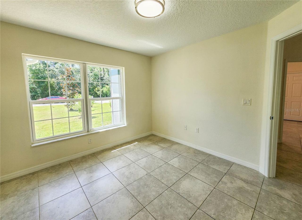 Photo 5 of 100 Boulder Rock Dr, Palm Coast, FL 32137