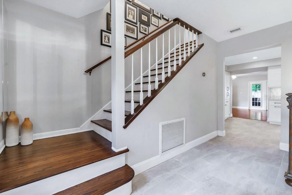 Photo 3 of 2572 Fifeshire Dr, Winter Park, FL 32792