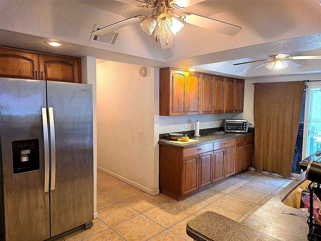 Photo 5 of 769 Grant Ave, Deland, FL 32724
