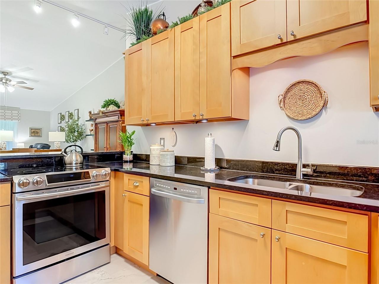 Photo 4 of 203 S Orchard St #3c, Ormond Beach, FL 32174