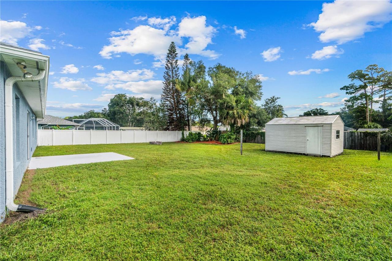 Photo 5 of 2511 Glenwood Ave, New Smyrna Beach, FL 32168