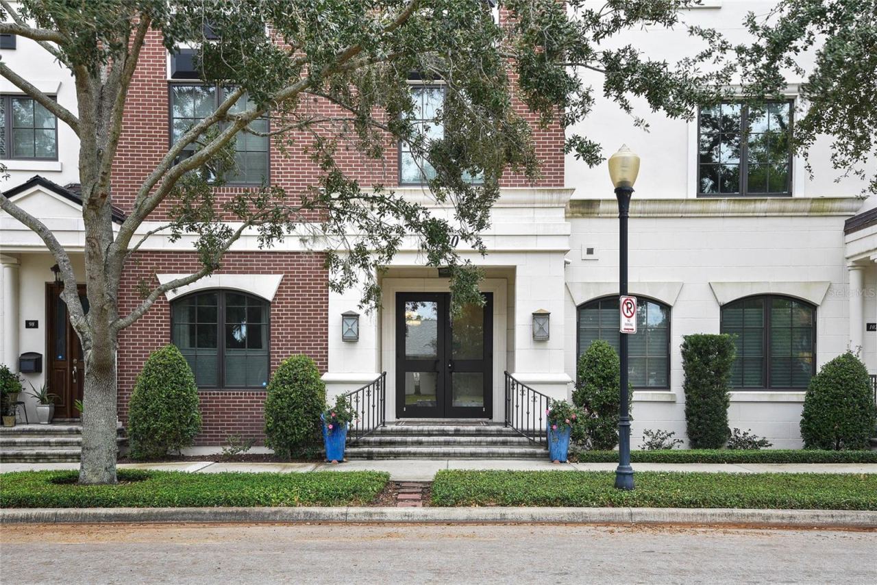 Photo 2 of 100 S Virginia Ave #201, Winter Park, FL 32789