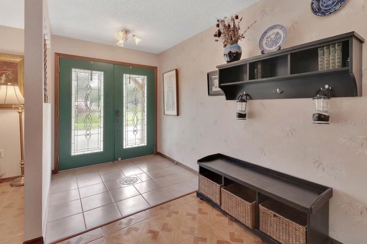 Photo 4 of 1027 Valley Forge Rd, Deland, FL 32720
