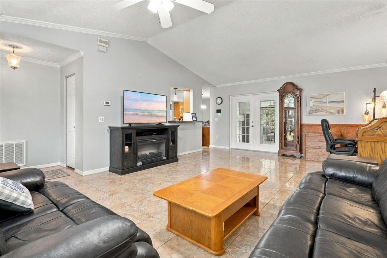 Photo 5 of 2188 8th Ave, Deland, FL 32724