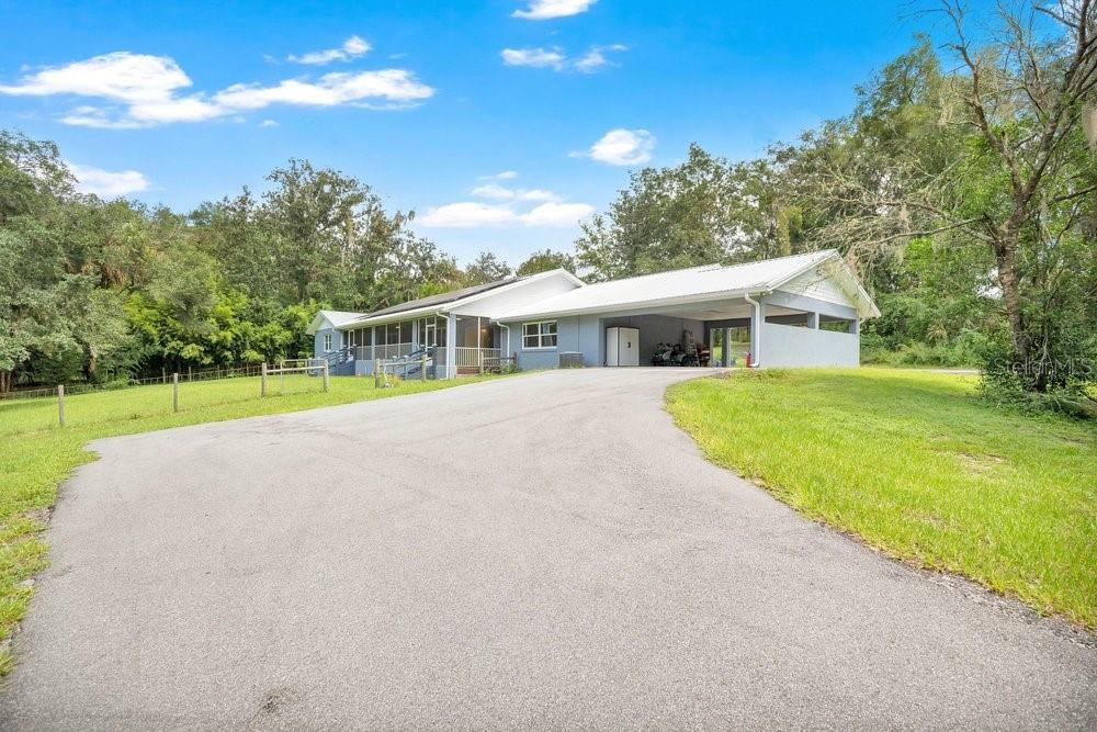 Photo 4 of 2391 Banana St, Deland, FL 32720