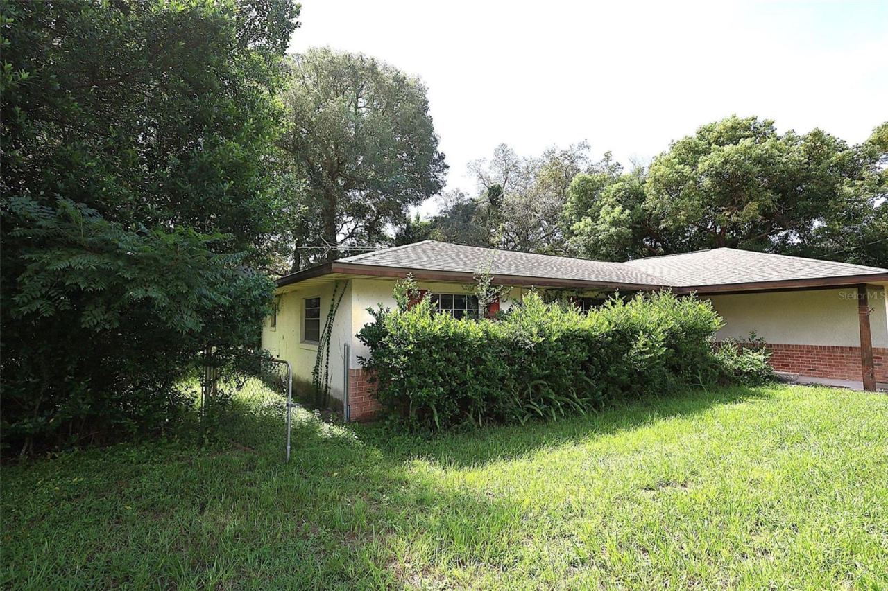 Photo 4 of 339 Colomba Rd, Debary, FL 32713